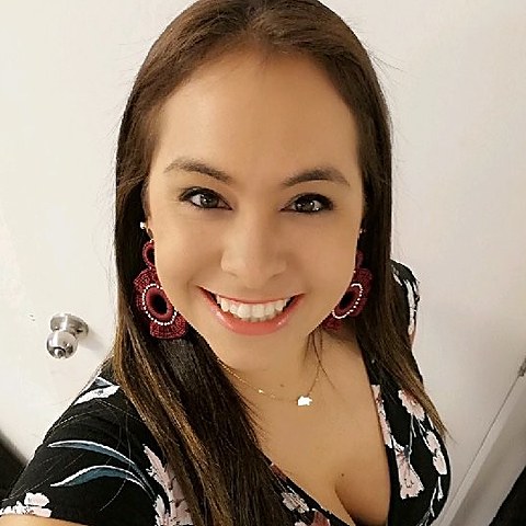 Aretha Vergara, Ejecutiva de Ventas de Dazzler San Isidro